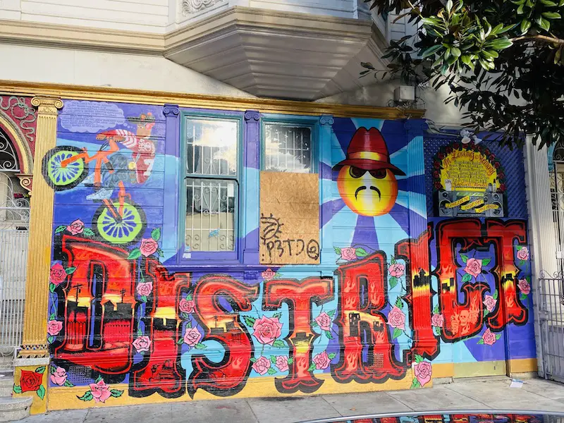 SAN FRANCISCO STREET ART WALKING TOUR: MISSION MURALS