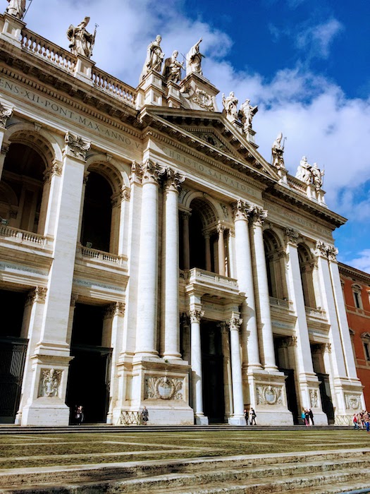 ULTIMATE TOP 10 BEST CHURCHES TO VISIT IN ROME: basilica san giovanni di laterano: